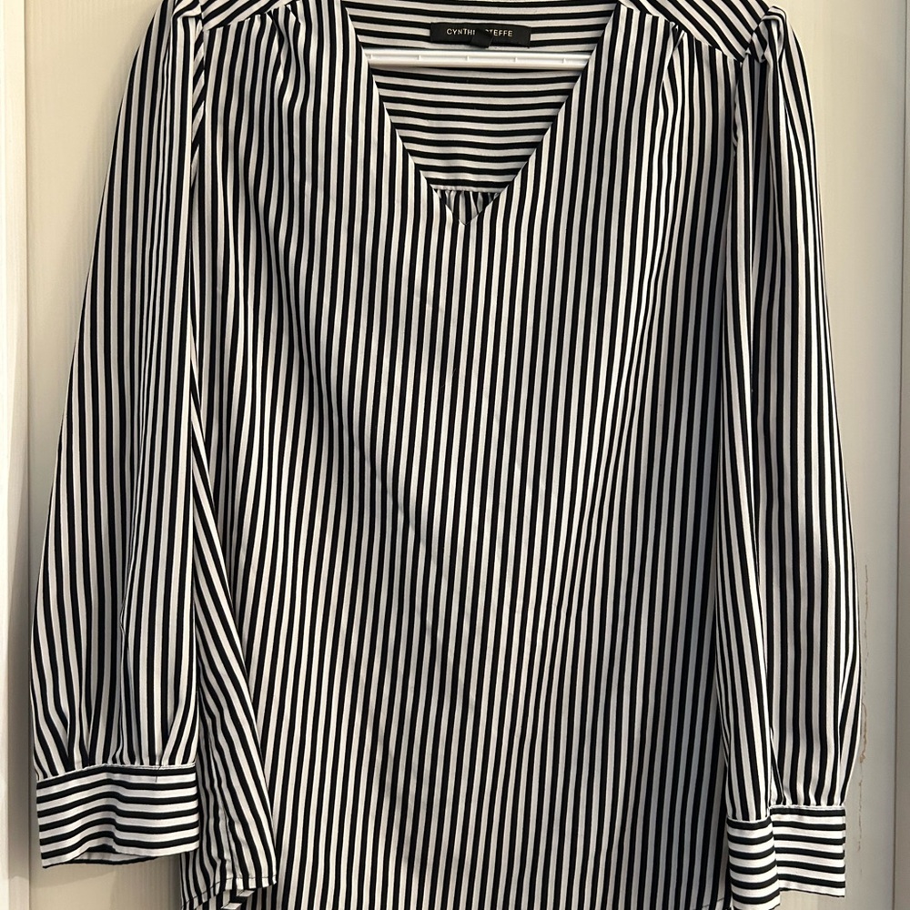 Cynthia Steffe Black and White Relaxed Blouse with Bib Collar